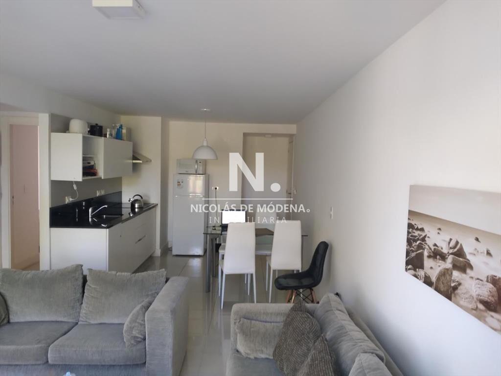 Apartamento en Venta de 2 dormitorios en Punta ,