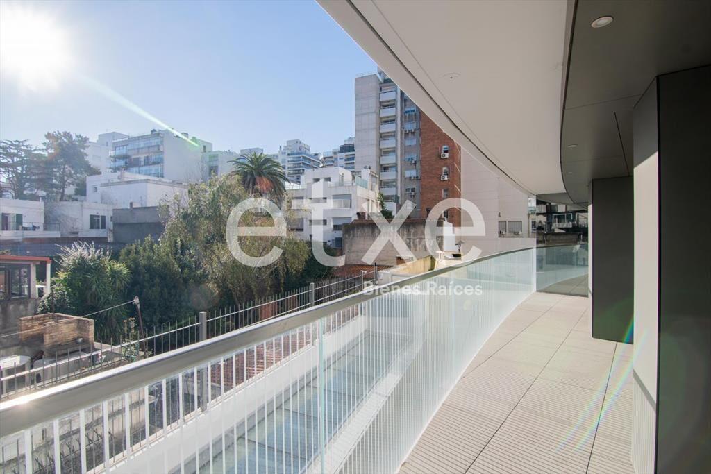 Apartamento en Edificio Grand Punta Carretas...
