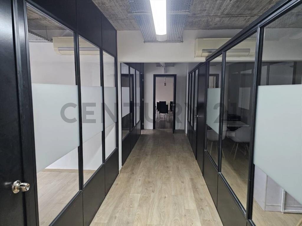 Venta o Permuta Piso 15 oficinas,5 cocheras en Ciudad Vie...