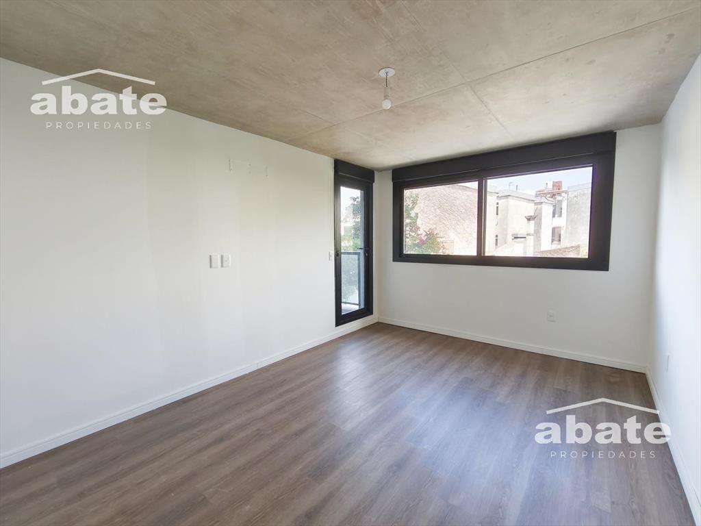 Venta de Apartamento de dos Dormitorios y dos Baños en Poci