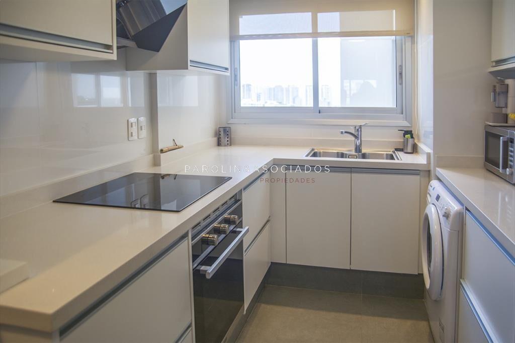 En venta apartamento de 2 dormitorios en Mansa Punta del Es