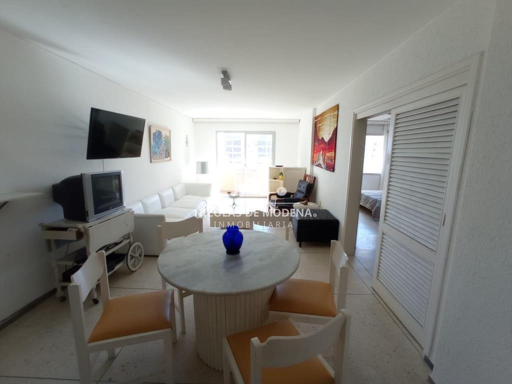 Apartamento en Peninsula, 2 dormitorios *
