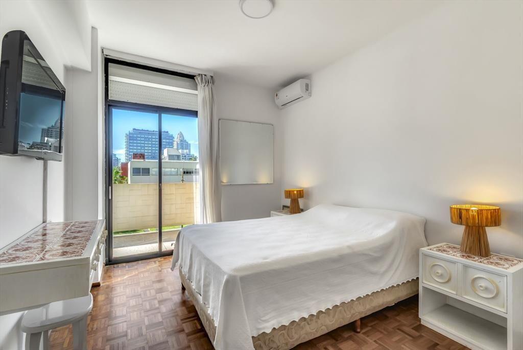 VENTA APARTAMENTO GARAJE AIDY GRILL PUNTA DEL ESTE