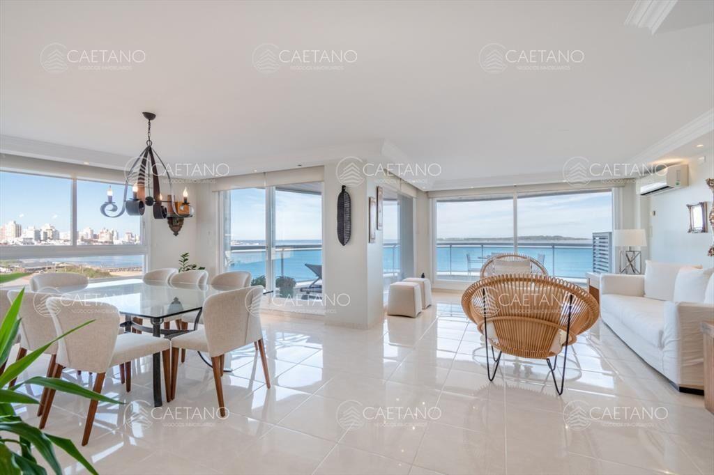 Millenium Tower Apartamento en Venta - Tres en