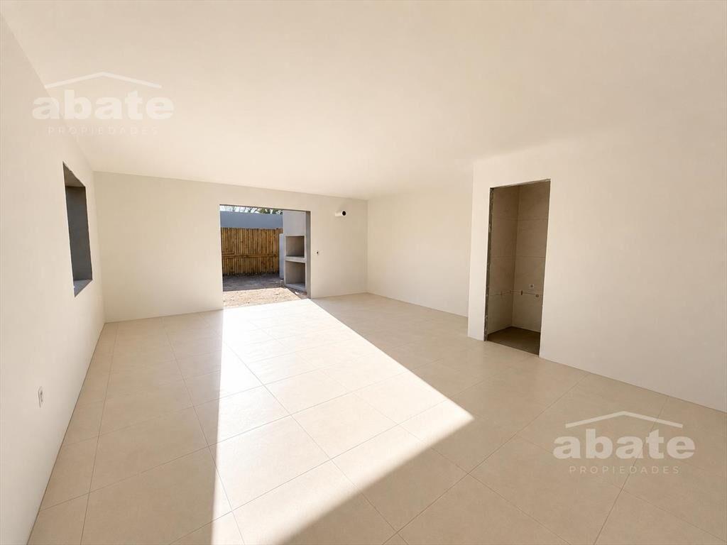 Venta casa de 3 dormitorios a estrenar a metros de la playa