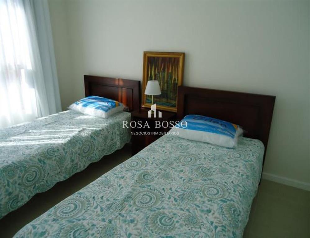 VENTA, Apartamento 3 dormitorios, con vista, del