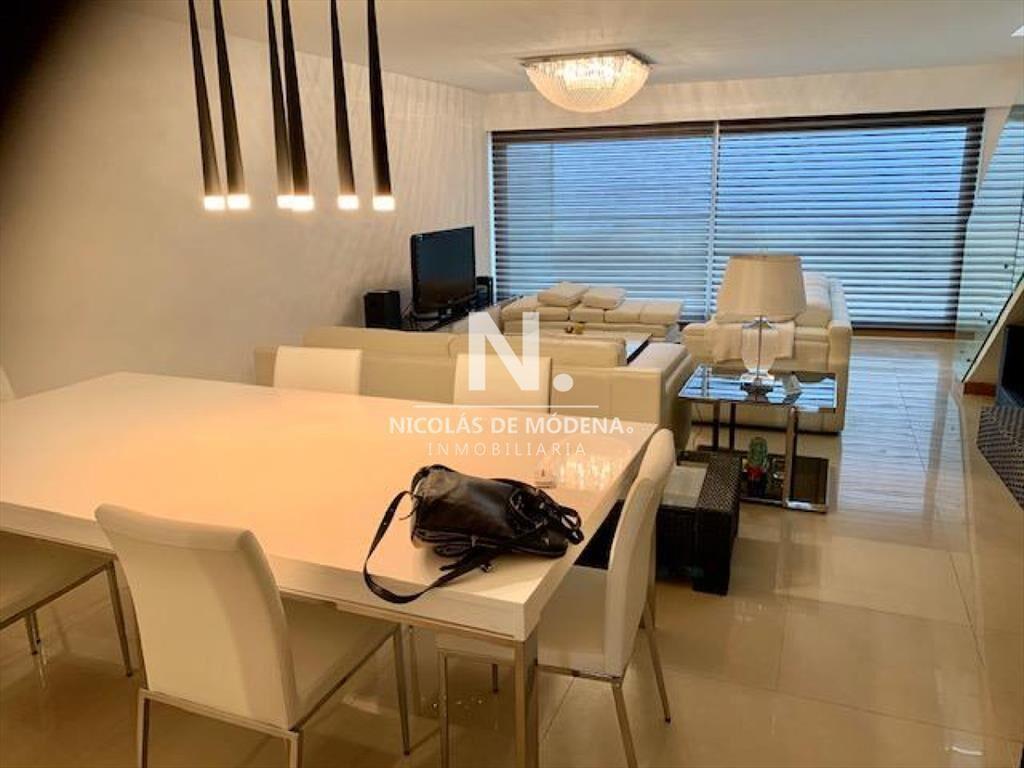 Apartamento Penthouse de 2 dormitorios en venta