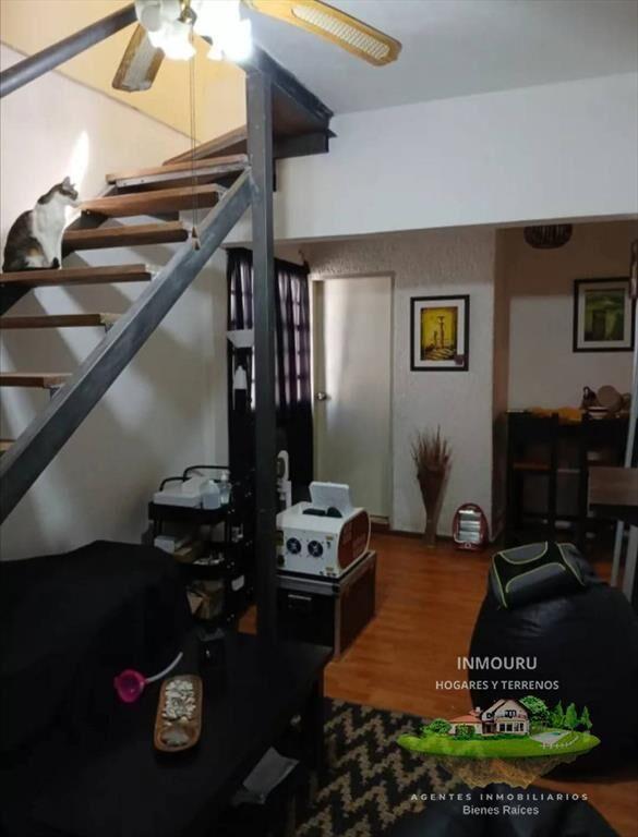 Venta de casa familiar 3 dormitorios ,portal mas garaje ubi