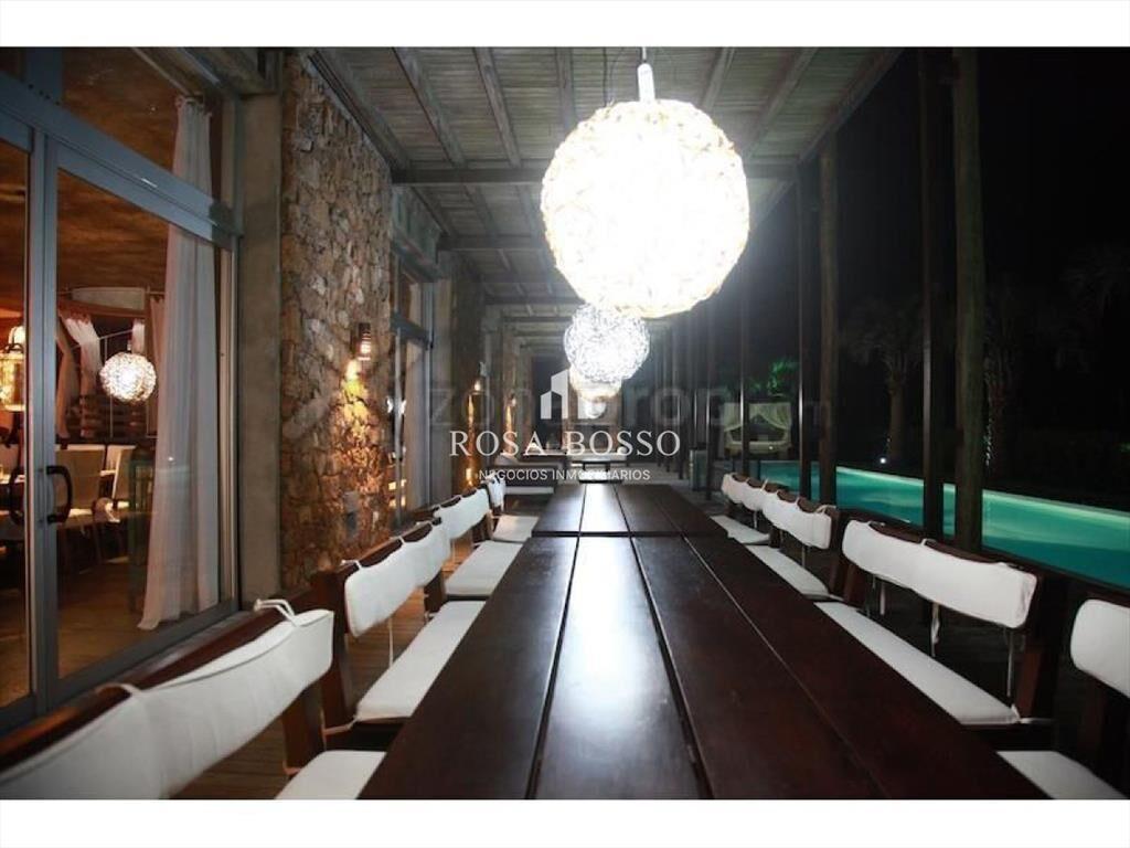 Casa en José Ignacio, 5 dormitorios *