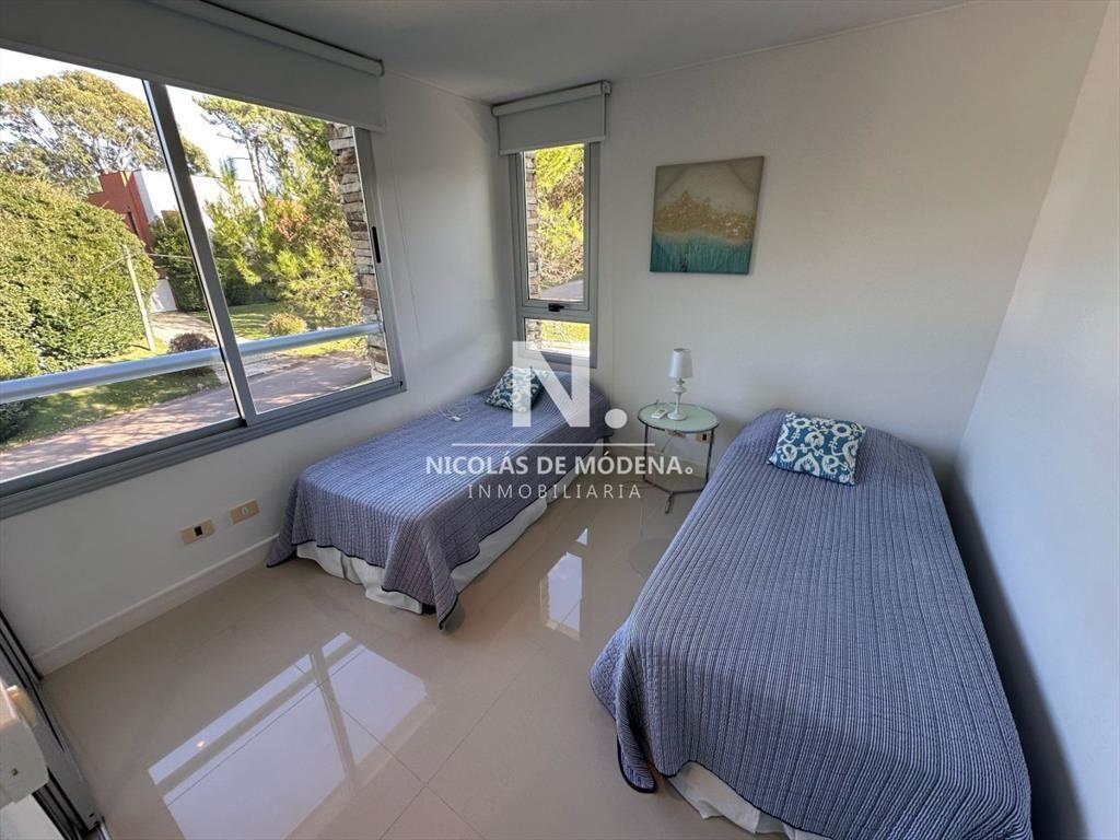 Departamento de 3 dormitorios en venta en torre