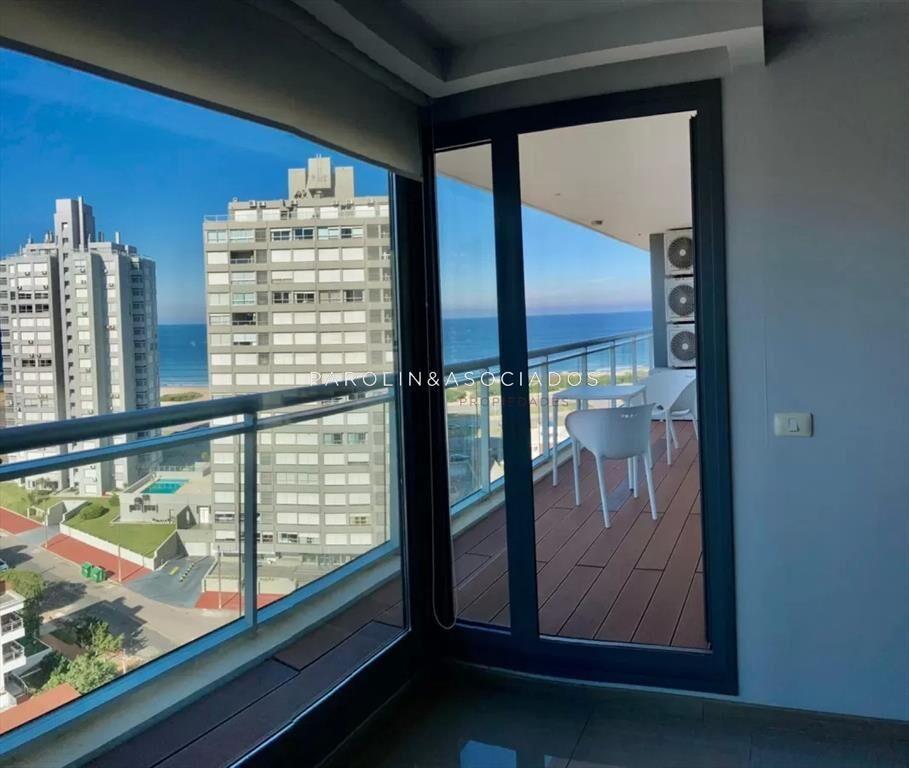 Apartamento de 3 dormitorios en venta, Torre Onix