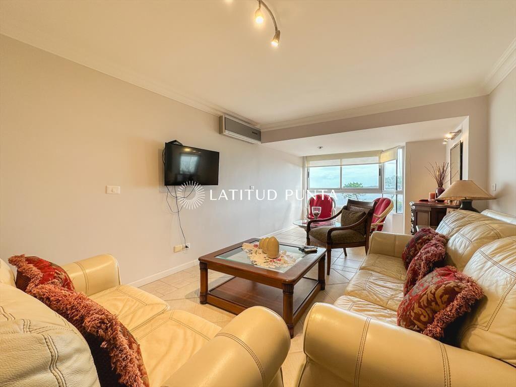 Pent House en Mansa, primera línea, 3 más