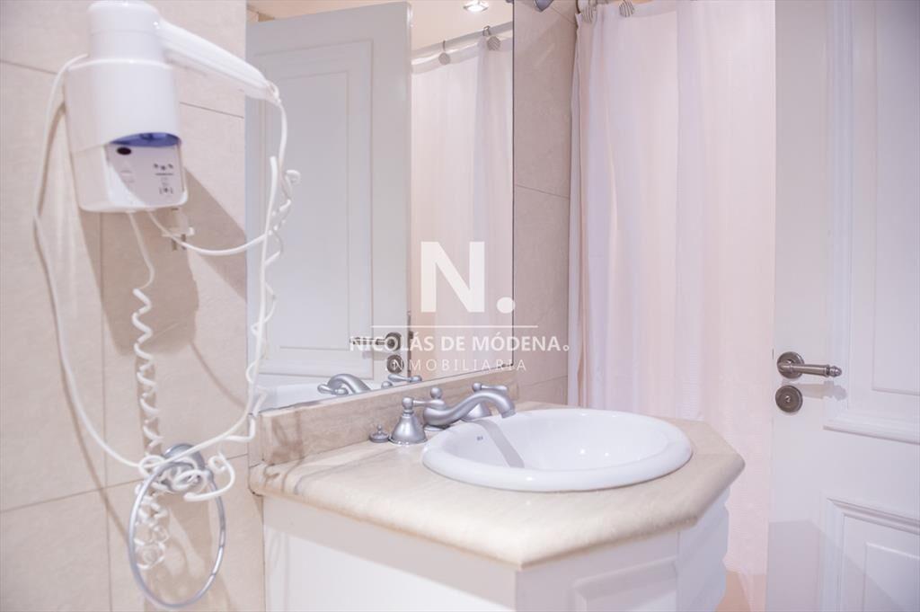 En venta apartamento de 3 dormitorios, en Brava a