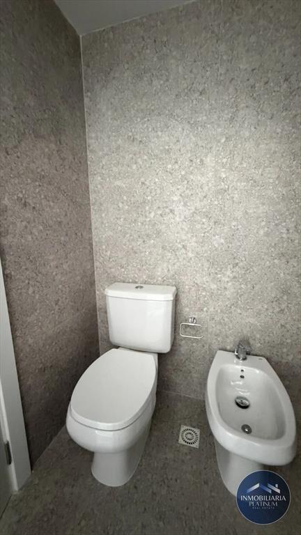 Apartamento en alquiler c/ cochera en Prado