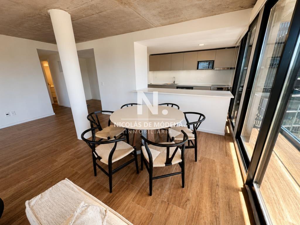 Apartamento de 3 dormitorios en primera linea de