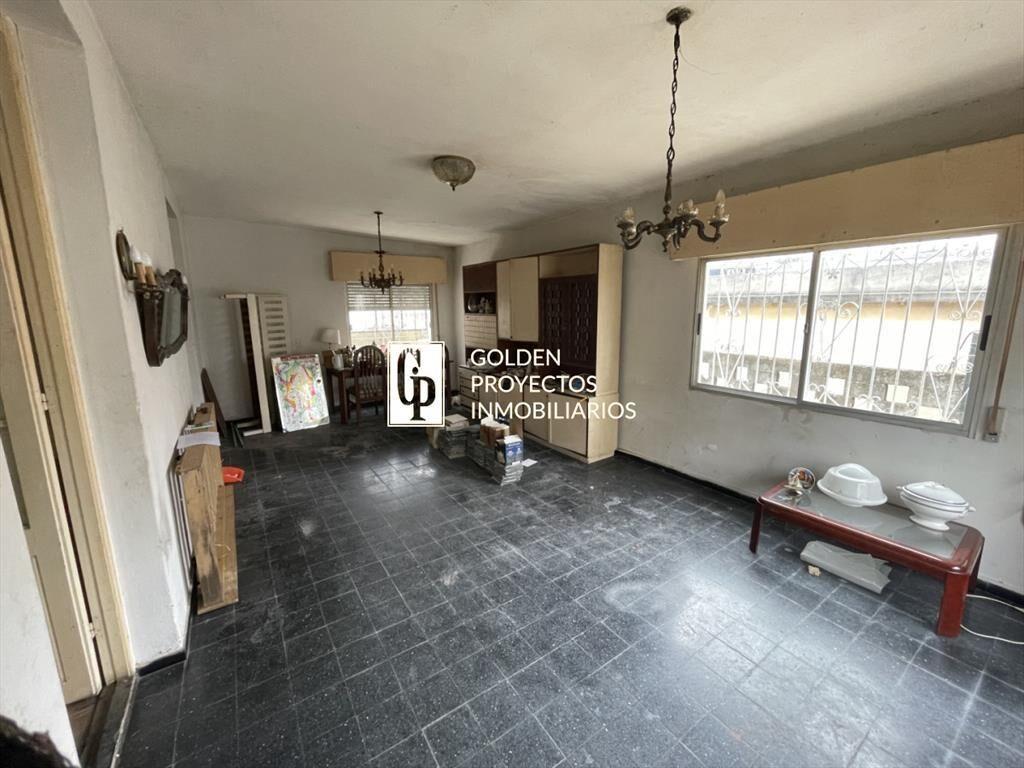 Casa en venta tres dormitorios y local comercial en Cerrito