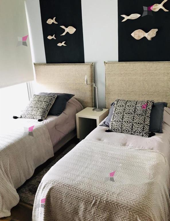 VENTA DE APARTAMENTO DE 3 DORMITORIOS EN PINARES