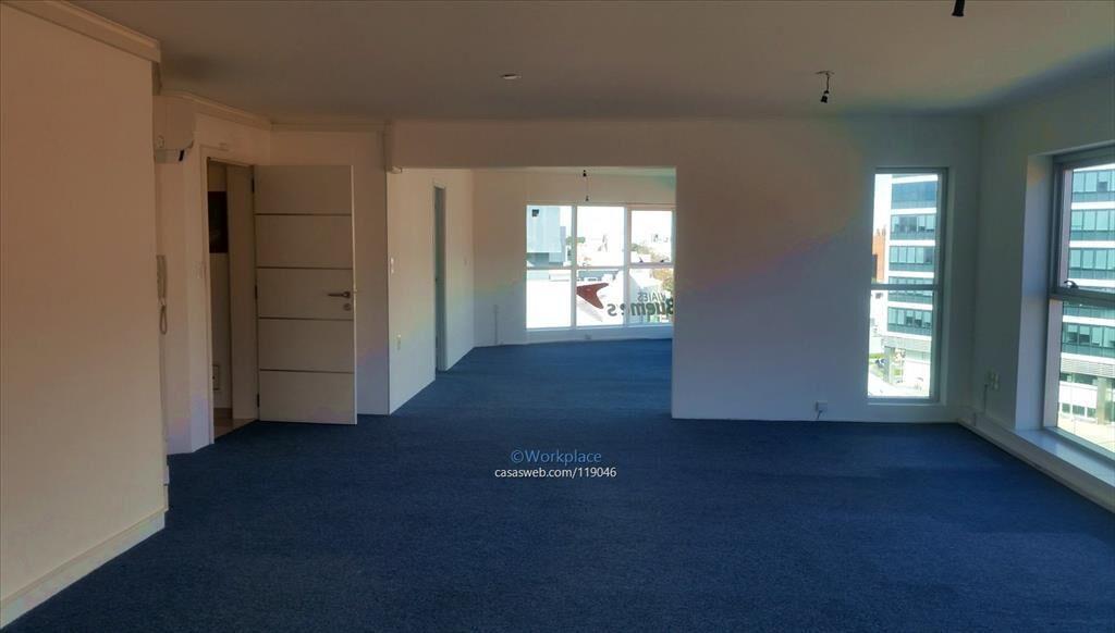Oficina Pocitos Nuevo / Buceo - Venta con Renta