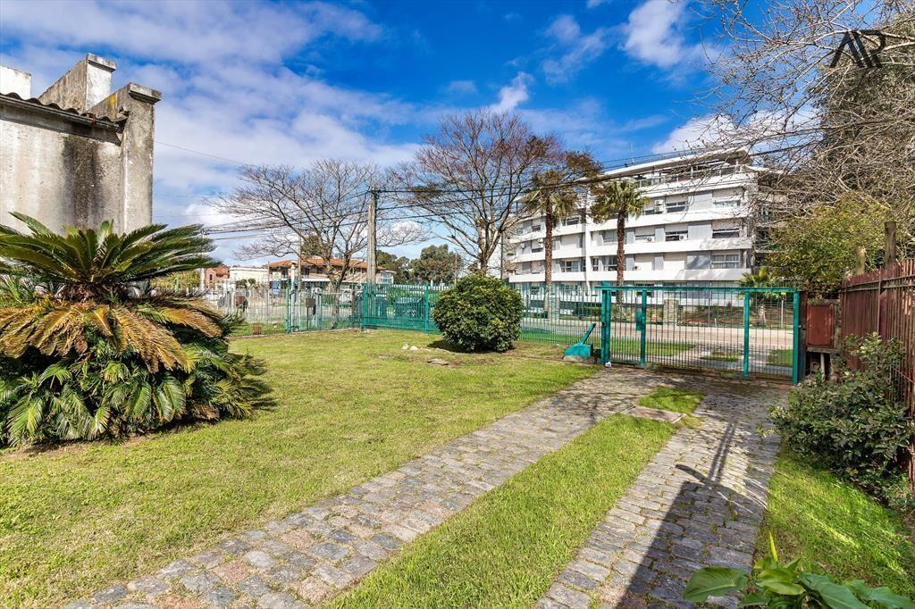 Casa en venta de 3 dormitorios c/ cochera en Carrasco Norte