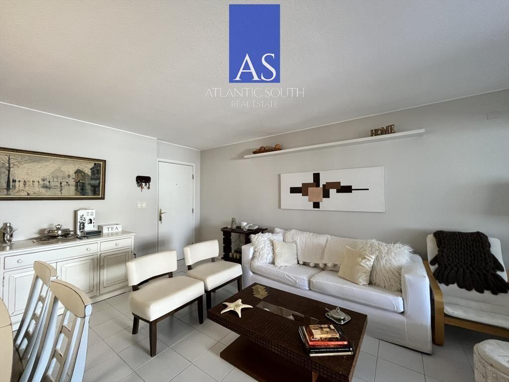 Apartamento 2 dormitorios reciclado piso alto con