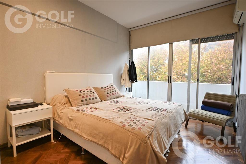 Venta de apartamento 3 dormitorios con cochera en Pocitos