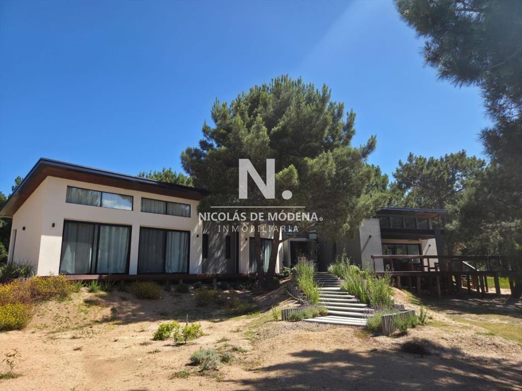 Casa en venta de 4 dormitorios en Jose Ignacio, y
