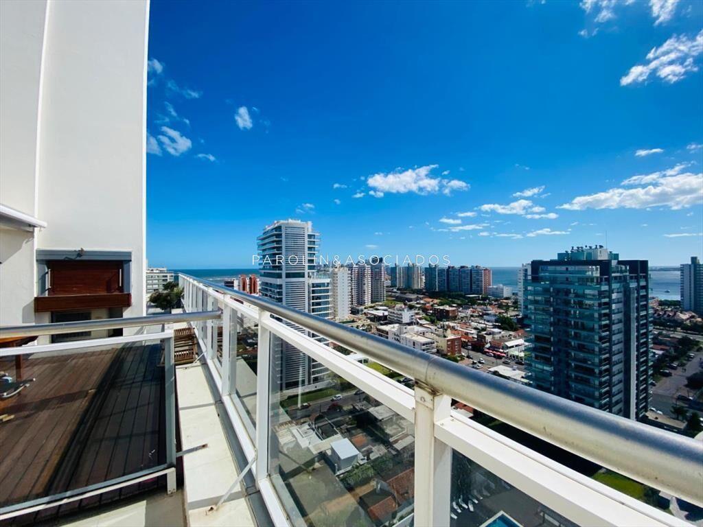 Apartamento en venta de 3 dormitorios en Tower,