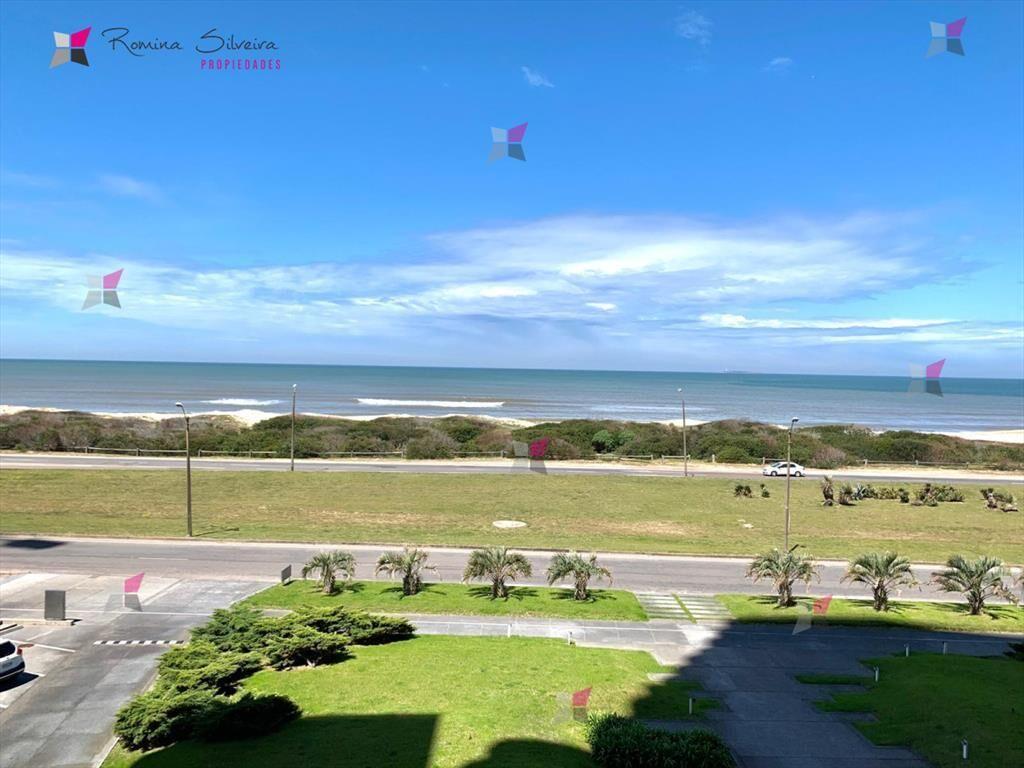 VENTA DE APARTAMENTO DE 3 DORMITORIOS EN EDIFICIO