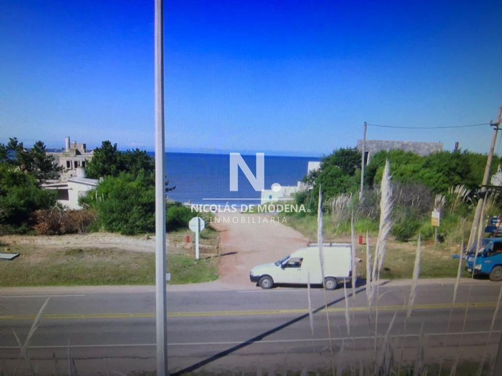Con vista al mar, Oportunidad en la mejor zona