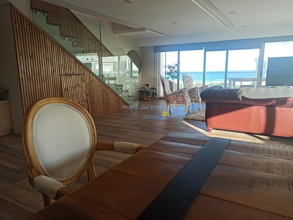 Amplio Penthouse con hermosa vista al mar y