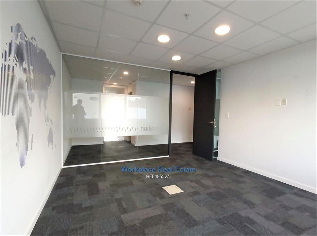 VENTA CON RENTA - OFICINA - CIUDAD VIEJA