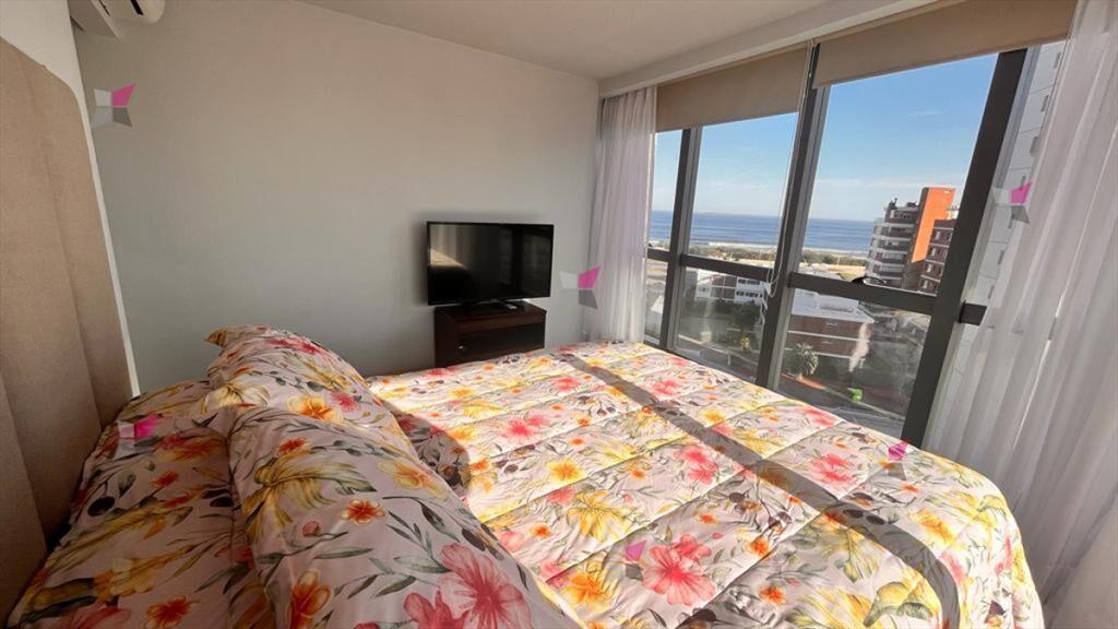 VENTA APARTAMENTO 2 DORMITORIOS 2 BAÑOS EDIFICIO