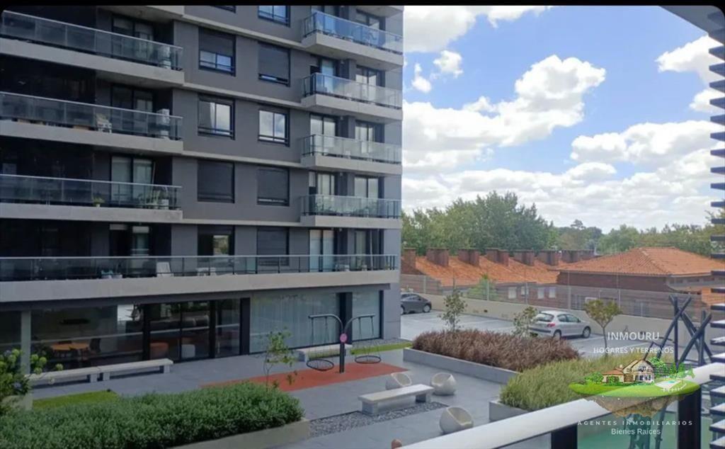Se alquila apartamento en Malvin