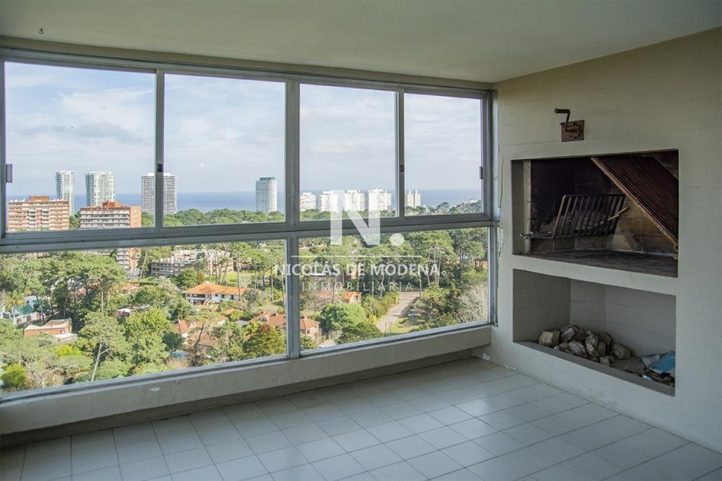 Departamento en venta de 3 dormitorios con vista
