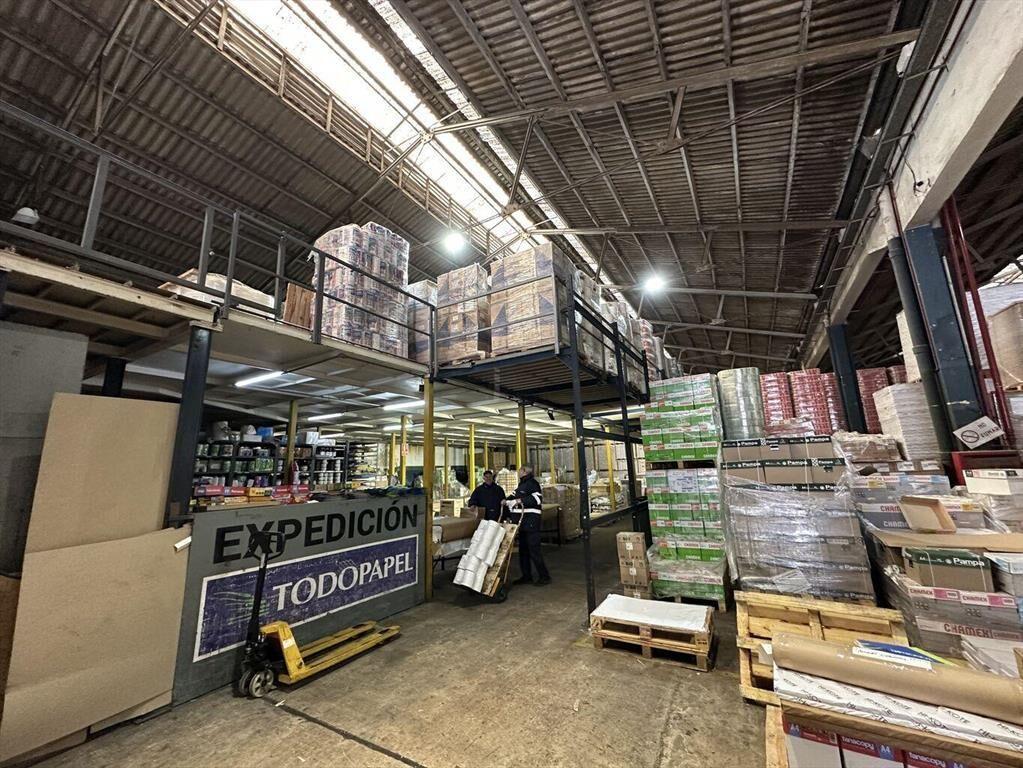 Venta Local Industrial en Aguada Gral. Farías 4.217 metros