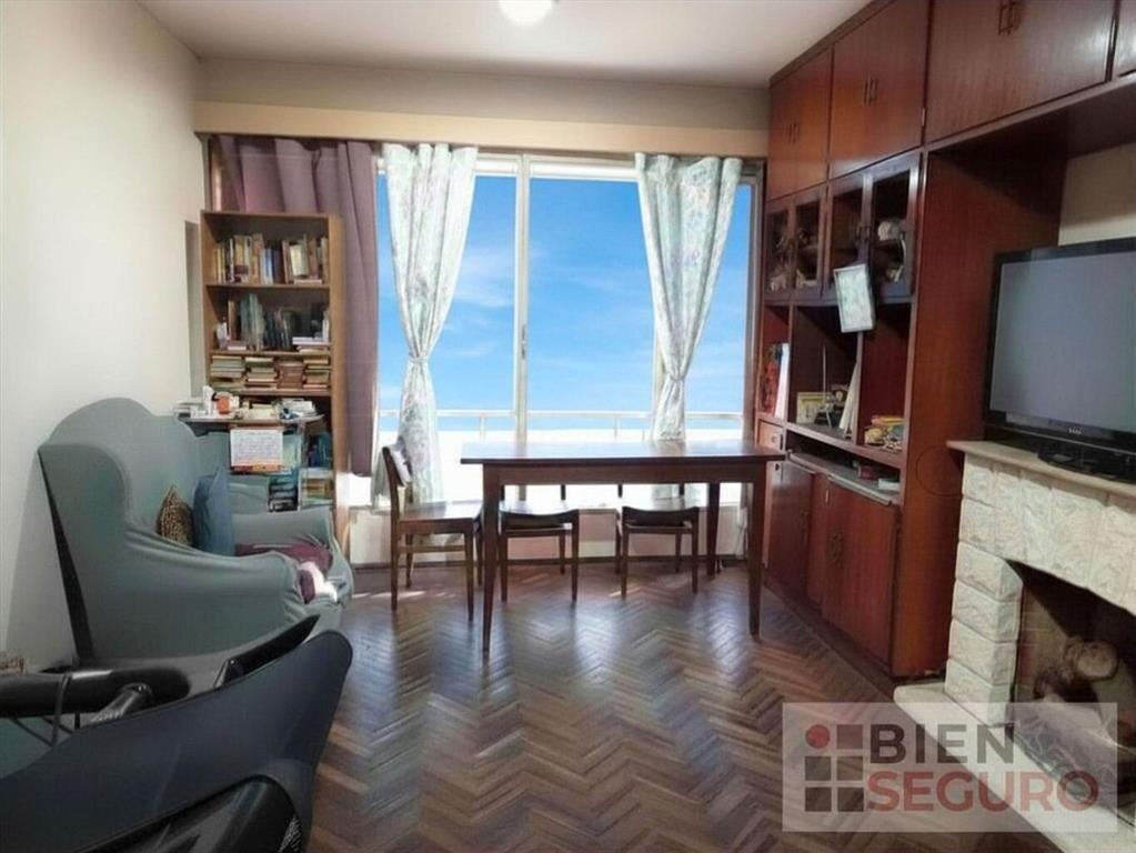 Apartamento de 2 dormitorios en venta en Aguada