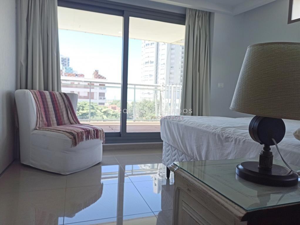 Apartamento en venta de 2 dormitorios en suite,