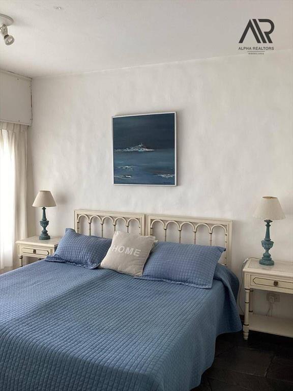 Apartamento en venta c/ cochera en Península