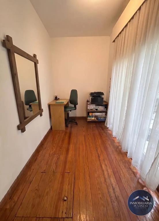 Casa en venta c/ cochera en Punta Carretas