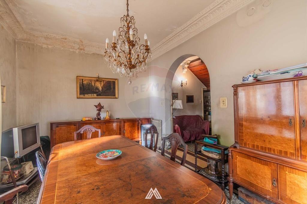 VENTA DE TRIPLEX EN PUNTA CARRETAS CON GARAJE