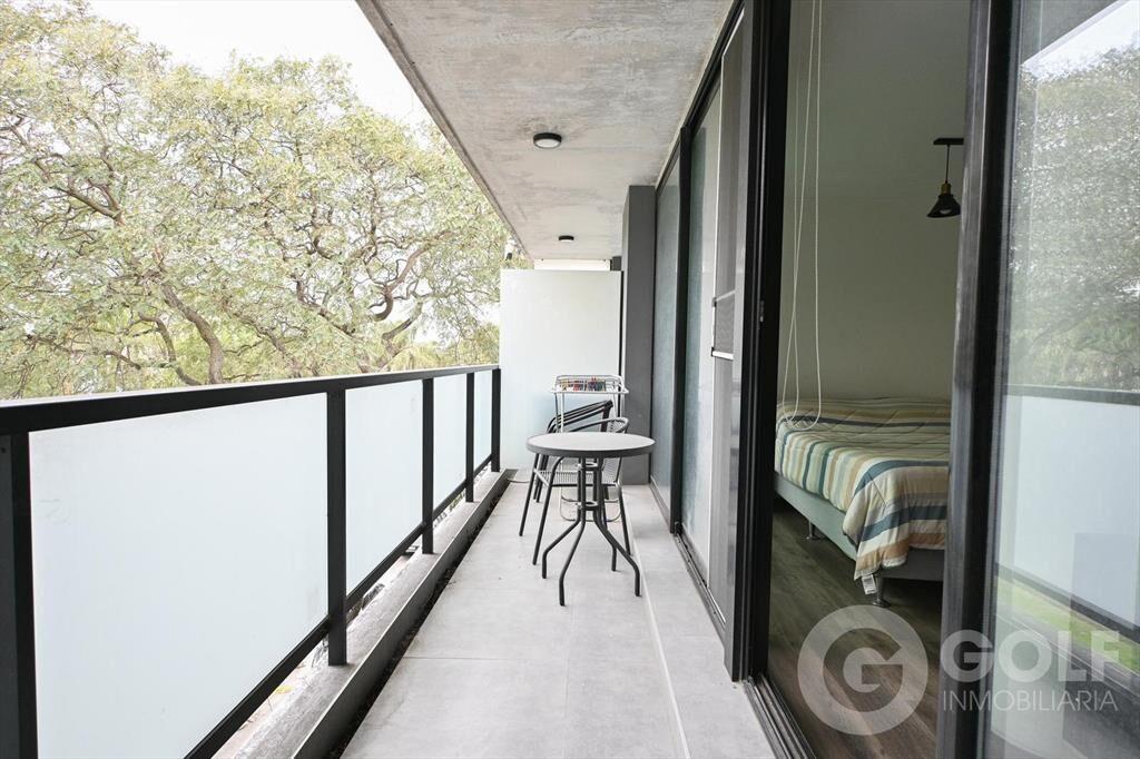 AMPLIO MONOAMBIENTE AL FRENTE CON TERRAZA Y GARAJE, A ESTRE