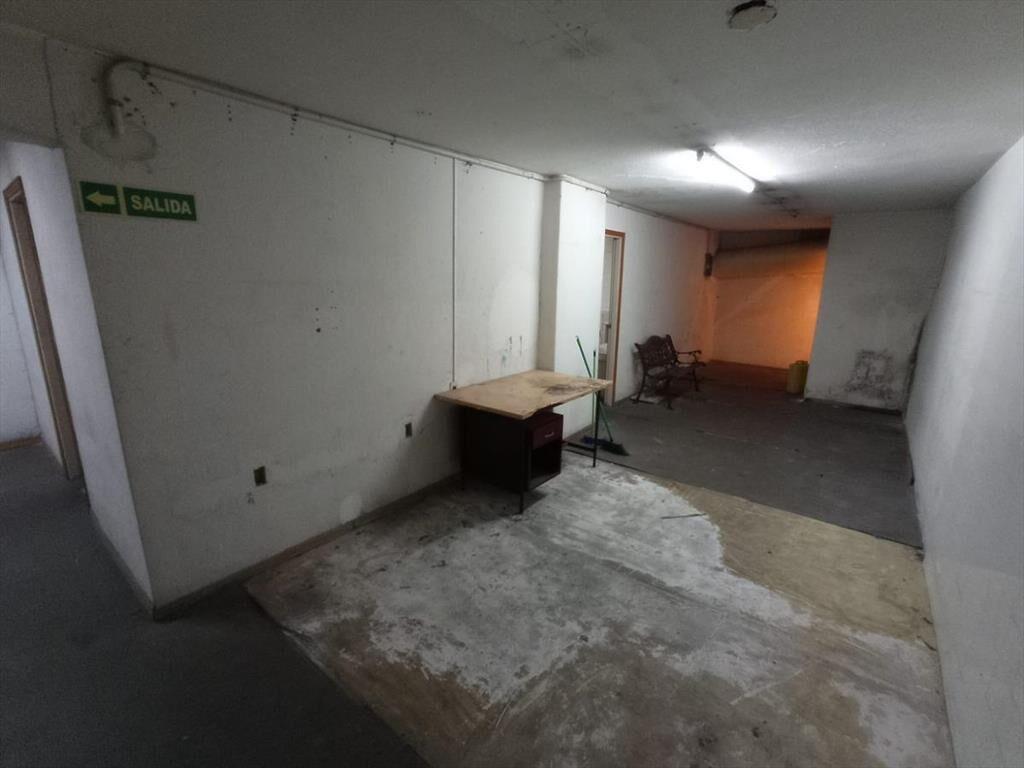 18 De Julio Y Cuareim, 3,5 mts de frente , 170 m2 !!