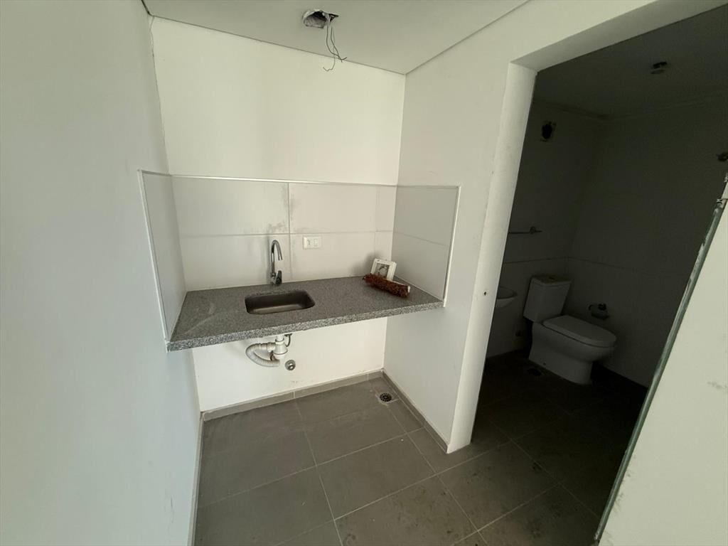 Ituzaingo esq. Plaza Matriz 65 m2, estrena!!