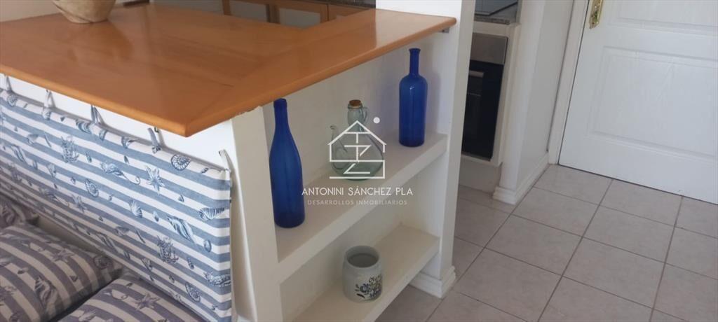 apartamento en alquiler, edificio con piscina