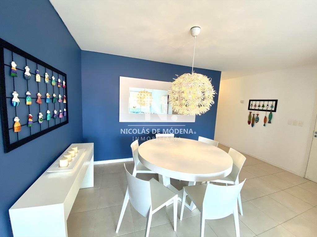Hermoso apartamento de 3 dormitorios en torre de