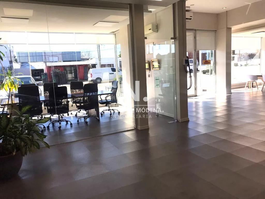 Alquila Oficina en Maldonado de 2 plantas.