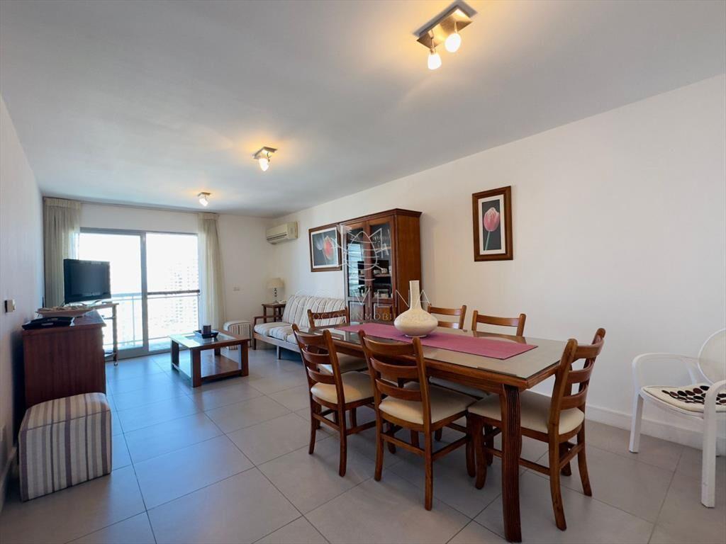 Apto en venta, 2 dormitorios.