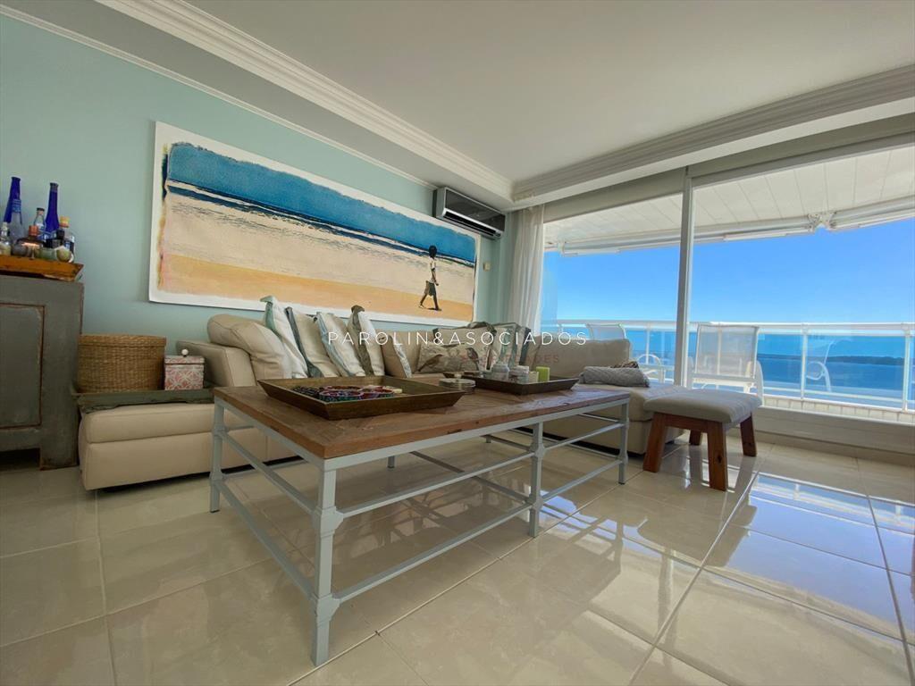 Apartamento en venta de 3 dormitorios en Tower,