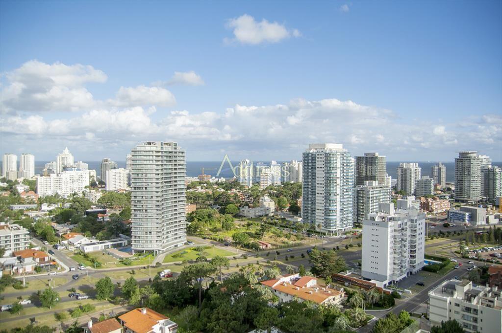 Vende apto de 2 dormitorios en Miami Boulevard !