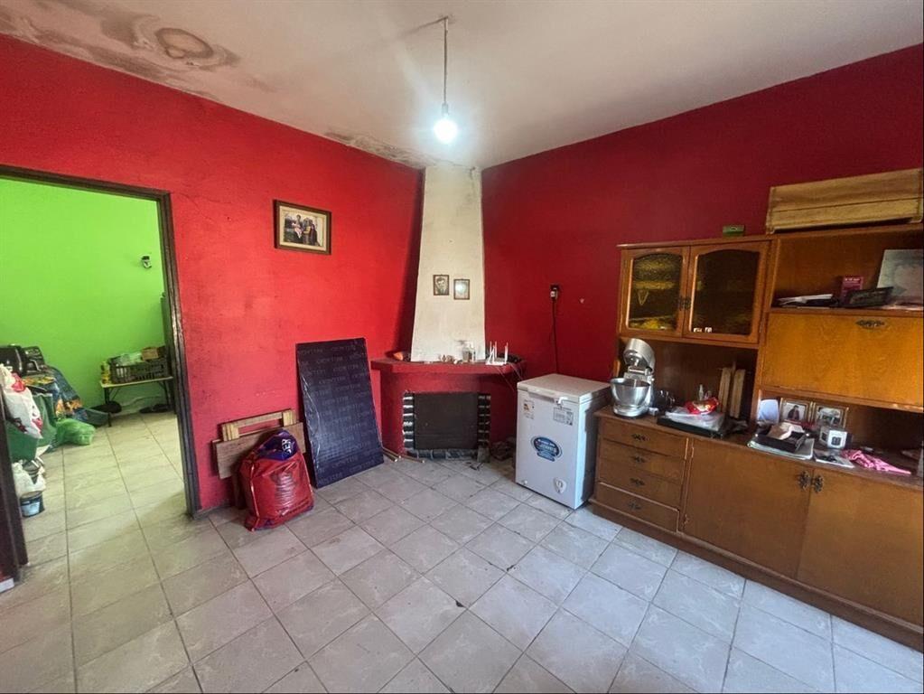 Venta. Ideal para renta o familia grande, tres casas en el